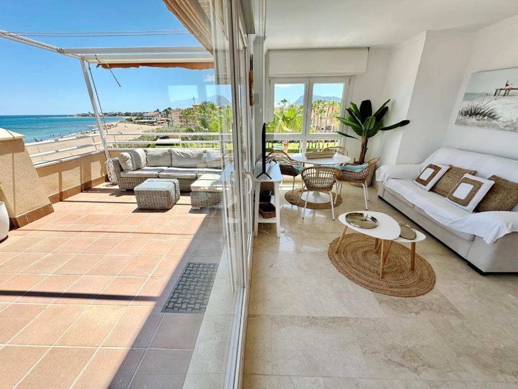 Atico Frontal Al Mar Con Piscina Privada By Homeprive Denia Exteriér fotografie